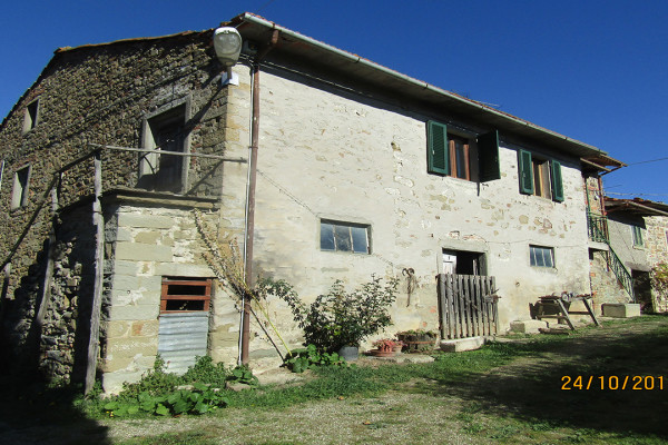 Portion of historic village in Romena with private land